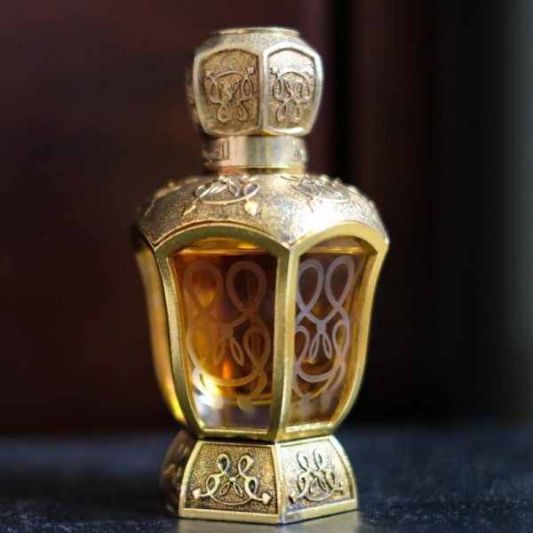 Nuwe Kashmir Oud Eau de Parfum